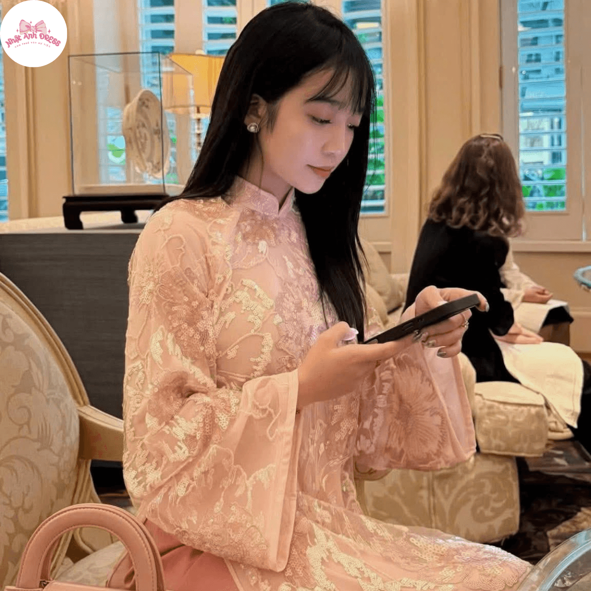 Áo dài kim sa cao cấp hoạ tiết thêu hoa sen 1 áo-dài-kim-sa