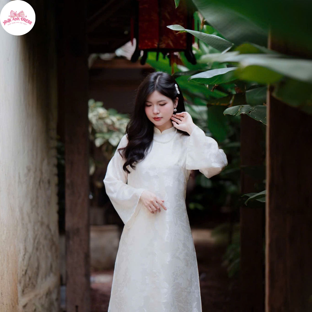 Áo Dài Màu Be Lá Chìm 1 ảnh-sản-phẩm